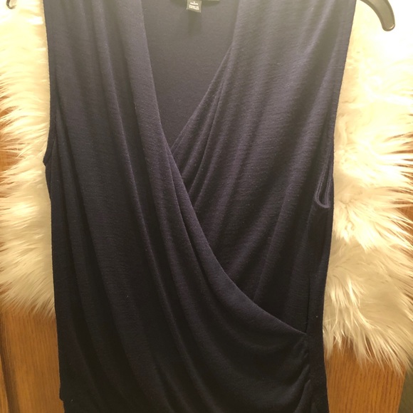 - 🎉HOST PICK🎉Navy blue Front Wrap Knit Top - Picture 2 of 3